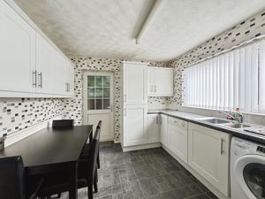 Photo 17- click for photo gallery